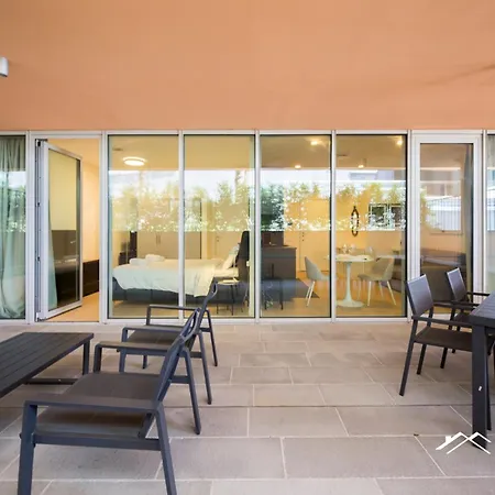 Waterfront Lux 1br Ac Free Parking By Tilo 4*